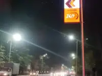 Вывеска на фонарный столб освещения или придорожную опору, фотография 4