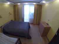 Продаю 3-комнатную квартиру от собственника, Шахтёров 60, фотография 2