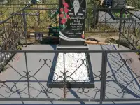 Памятники и надгробия, фотография 5