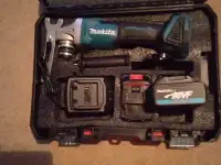 Аккумуляторная угловая шлифмашина Makita, фотография 2