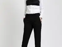 Зауженные брюки средней посадки vassa&co