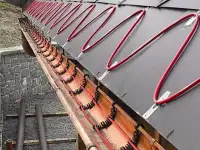 Монтаж греющего кабеля. Система антилёд для кровли