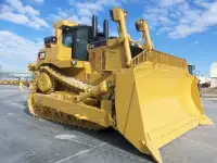 Ножи отвалов и другие запчасти бульдозеров Caterpillar D11