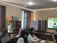 Ищу работу. Стаж 1год . Работала преподавателью по казахскому языку., фотография 2