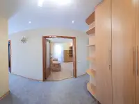 Продам 4-х комнатную квартиру 73 м2 в Актобе по ул. Пожарского 30, фотография 3