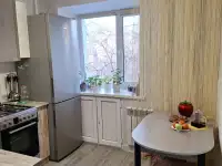 Продаю 2 комнатную квартиру по Назарбаева 19а