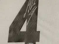 Футболка ФК «реал Мадрид» с автографом Серхио Рамоса сезон 2018-19, фотография 2