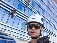 Высотный клининг / Мойка фасада / Мойка окон / Высотные работы / Промышленный альпинизм /Альпинисты, фотография 7