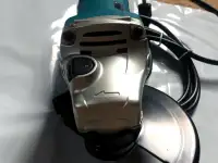 Makita GA 125 мм 720 Вт, фотография 5