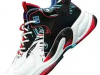 Кроссовки, фотография 2