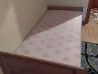 Срочно продам кровать и шкаф купе, фотография 4