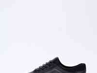 Кроссовки hotic