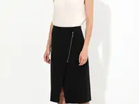 Юбка в черном цвете vassa&co