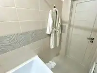 Уютная квартира в центре города, 17 микрорайон 29 дом, фотография 10