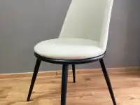 Большой ассортимент стульев и кресел, фотография 4