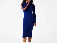 Длинное шерстянное платье-свитер lacoste