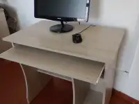8 Компьютерных столов