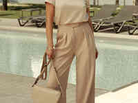 Бежевые брюки-палаццо
