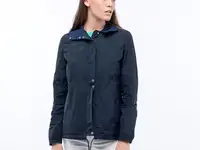 Женская куртка lacoste