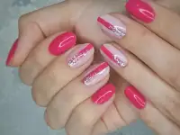 Маникюр, наращивание ногтей, фотография 3