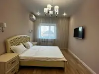 Уютная квартира в новом доме в центре города, Скоробогатова 67/2, фотография 2