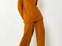 Костюм c широкими брюками