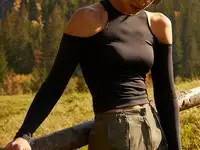 Топ с открытыми плечами