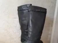 Продам зимние кожанные сапоги. Брендовые. Размер 39-40, фотография 7