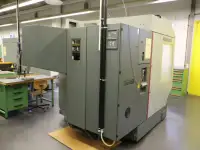 Вертикальный обрабатывающий центр DECKEL MAHO MH 600 C, фотография 3