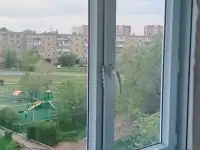 Продам двухкомнатную квартиру, 5 микрорайон 8 дом