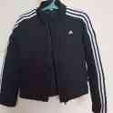 Куртка Adidas легкая спортивная. размер S