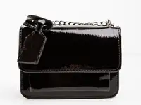 Миниатюрная лаковая сумка