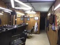 Сдаётся в аренду кресло для барбера, в Barbershop Kings, за 100 тысяч тенге в месяц.