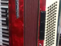 Продам аккордеон Weltmeister 34 Stella.