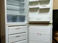 Продам бу двухкамерный холодильник Атлант, фотография 2