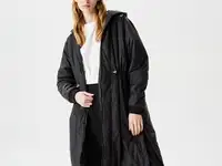 Женская длинная куртка lacoste