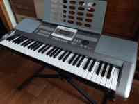 Продам синтезатор Medeli A100