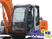 4448307 Стекло лобовое нижнее Hitachi ZAXIS ZXLC 210 230LC 240 270LC 330 370