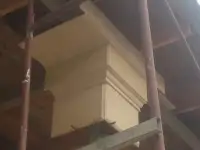 Травертиновые карнизы для фасада, оконных проемов и углов. Опыт 20 лет