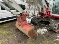 Гидравлический гусеничный экскаватор TAKEUCHI TB2150 с резиновыми цепями, фотография 2