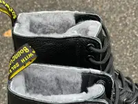 Martens ботинка