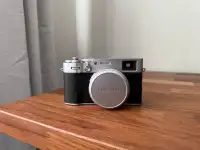 Цифровая камера FUJIFILM X100VI серебристая, фотография 2