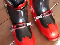Десткие лыжи комплект с ботинками и палками, производство Италия