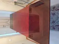 3.Продам стол дубовый разборный ,разбираются даже ножки.Производство Румыния длина 230см ширина75см. В неразобранном вид, фотография 2