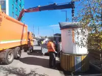 Мусорные контейнеры заглубленного типа, фотография 2