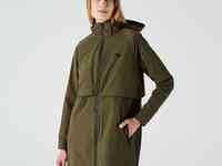 Женская куртка lacoste