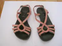 Детская обувь бу много сандалии, сапожки и т.д. по символическим ценам, фотография 2