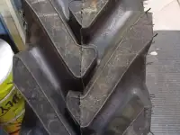 Шина передняя МТЗ 82 Ф-35 11.2 -20 VOLTYRE ГОСТ 7463 с камерой, фотография 2