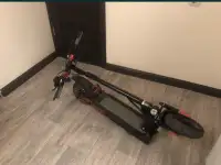 Электросамокат продам 180.000 состояние новое его цена 325тыс, фотография 2