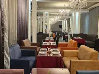 Требуется повар восточной и корейской кухни с Казахстана в Тбилиси.